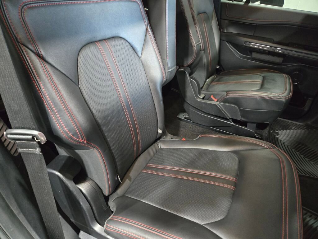Certified 2022 Ford Expedition Limited image 17