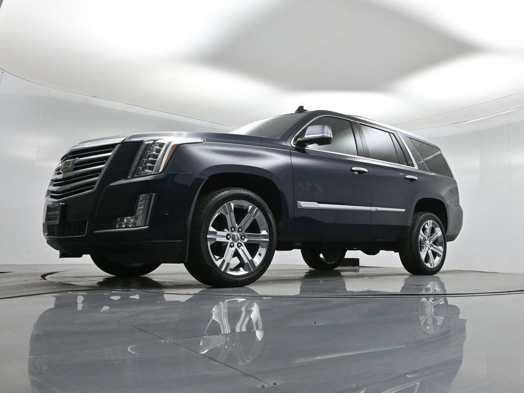 Used 2020 Cadillac Escalade Platinum image 28