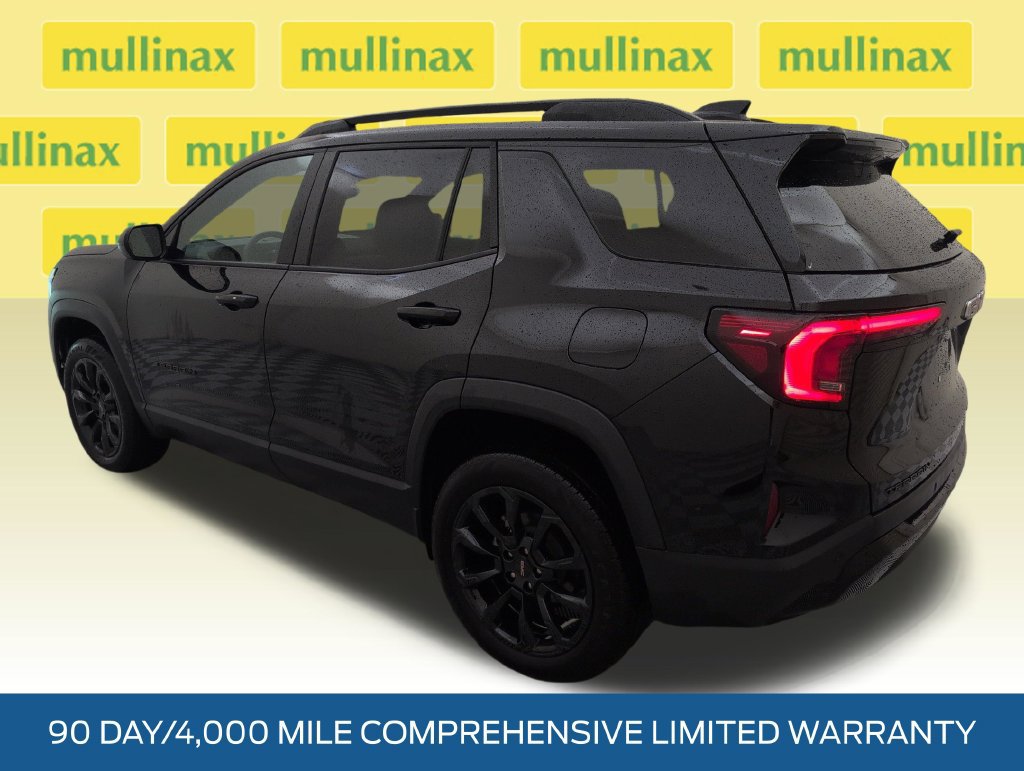 Used 2026 GMC Terrain Elevation w/ Elevation Premium Package FWD image 9
