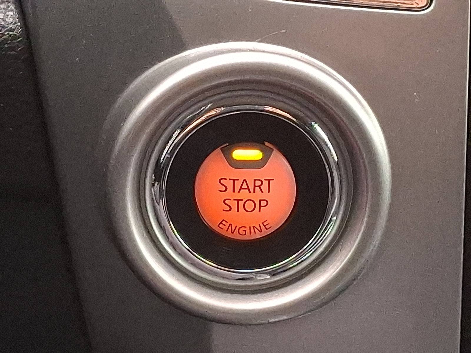 Used 2020 Nissan Titan SV w/ SV Convenience Package image 22