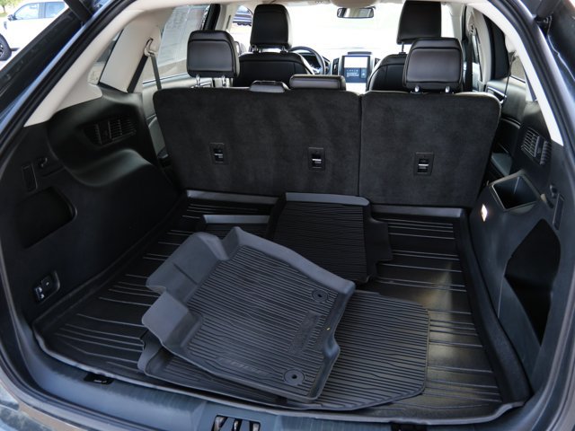 Certified 2024 Ford Edge SEL w/ Convenience Package AWD/4WD image 10