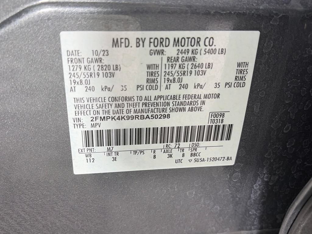 Certified 2024 Ford Edge Titanium AWD/4WD image 9