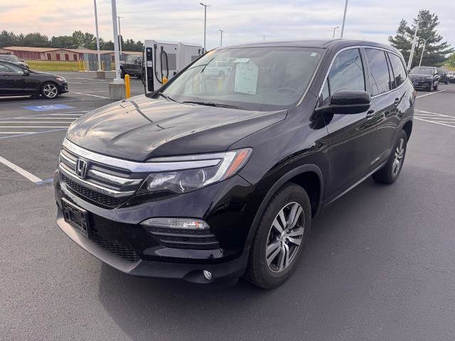 Used 2017 Honda Pilot EX image 3