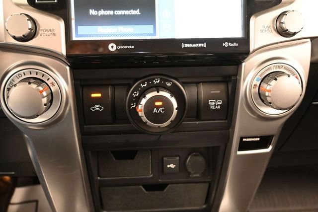Used 2024 Toyota 4Runner SR5 Premium w/ Moonroof Package AWD/4WD image 23