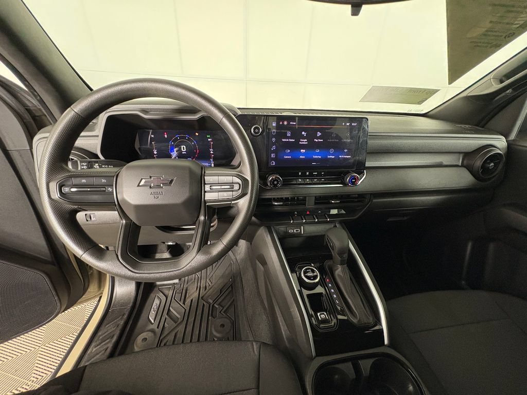 Used 2023 Chevrolet Colorado Trail Boss AWD/4WD image 7