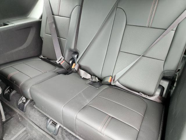 Used 2023 Chevrolet Traverse RS w/ LPO, Floor Liner Package AWD/4WD image 28