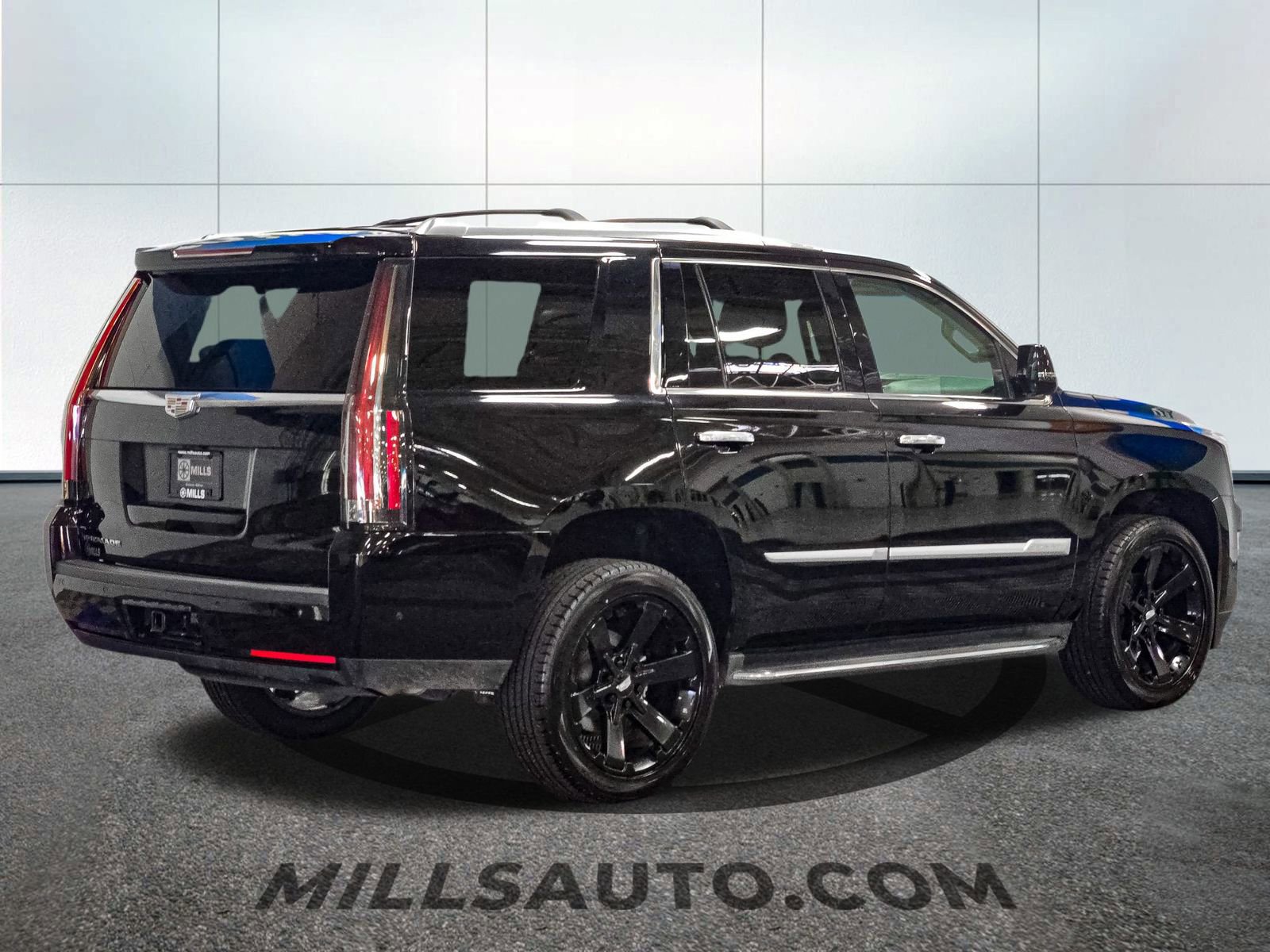 Used 2020 Cadillac Escalade 4WD image 6