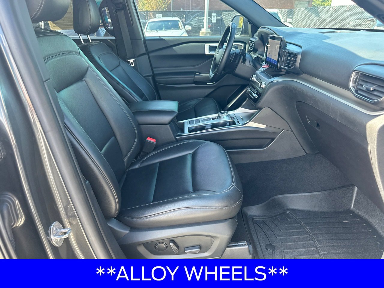 Certified 2020 Ford Explorer XLT w/ Equipment Group 202A RWD image 15