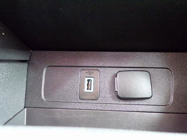 Certified 2018 Ford Escape SE w/ SE Sport Appearance Package image 25