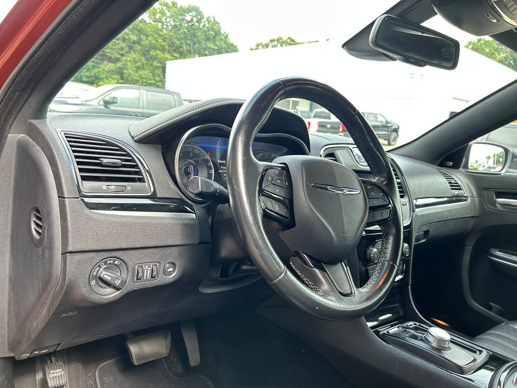 Used 2021 Chrysler 300 S RWD image 10