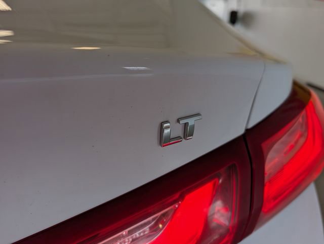 Used 2022 Chevrolet Malibu LT FWD image 33