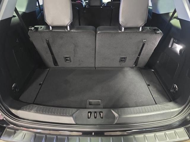 Certified 2023 Ford Explorer XLT w/ Equipment Group 202A AWD/4WD image 4