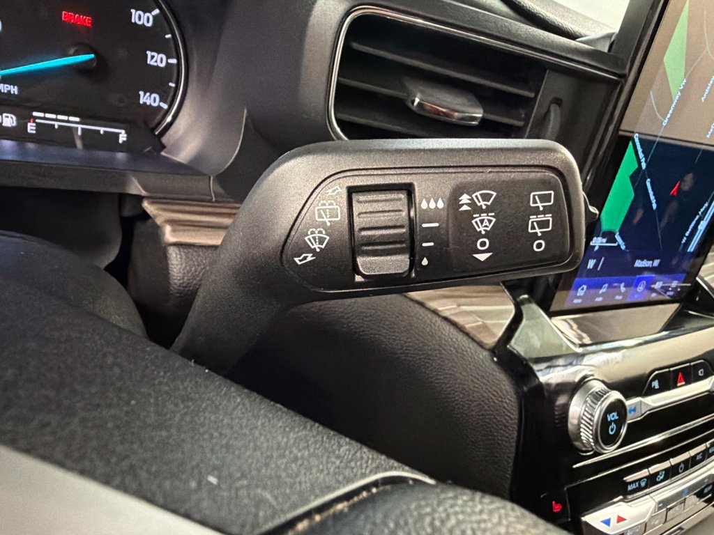 Certified 2022 Ford Explorer Limited w/ Limited Technology Package AWD/4WD image 22