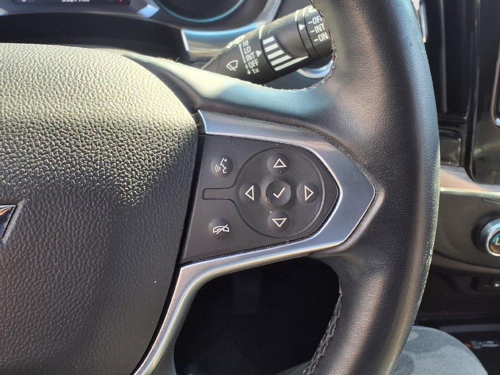 Used 2023 Chevrolet Traverse LT AWD/4WD image 19