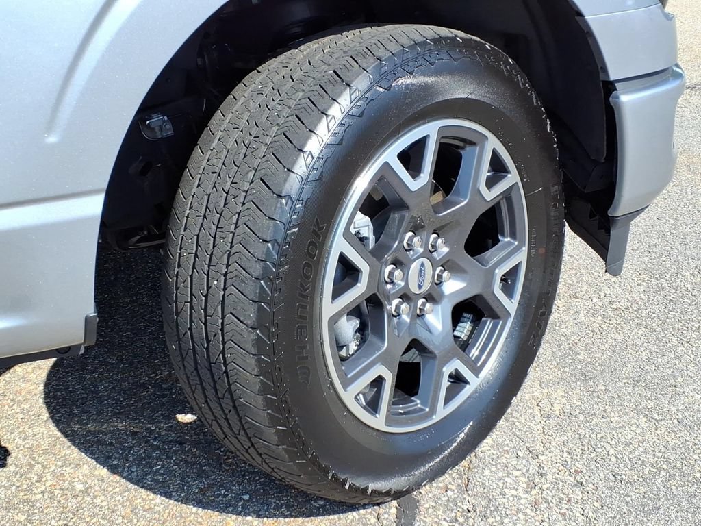 Certified 2025 Ford F150 STX w/ Equipment Group 200A AWD/4WD image 9