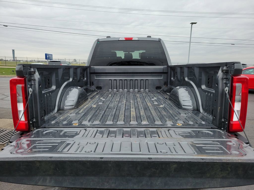 Certified 2025 Ford F250 XLT image 10