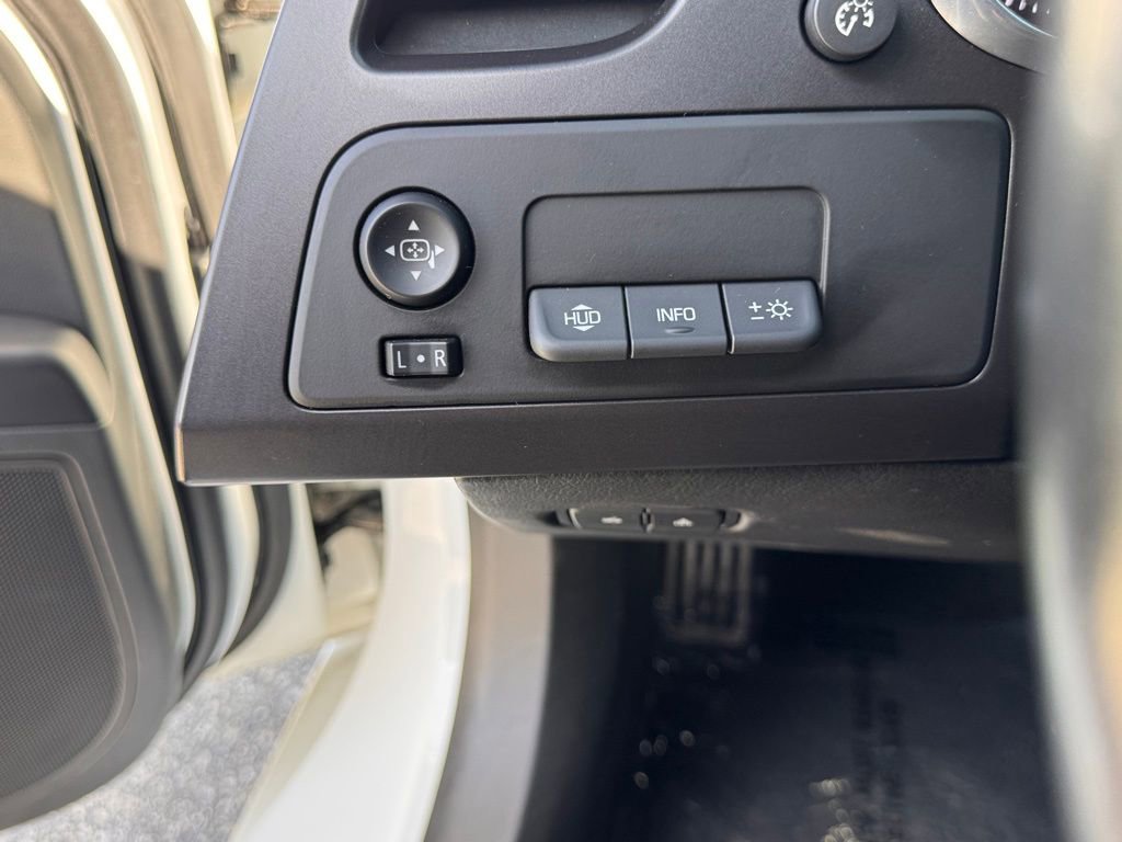 Used 2017 Chevrolet Corvette Stingray Coupe image 24