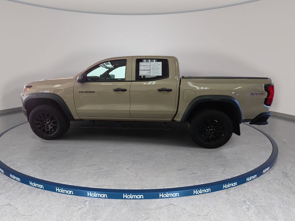 Used 2024 Chevrolet Colorado Trail Boss w/ Advanced Trailering Package AWD/4WD image 7