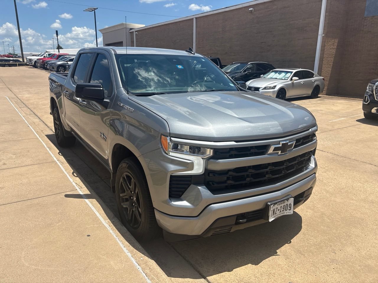 Used 2024 Chevrolet Silverado 1500 RST RWD image 5