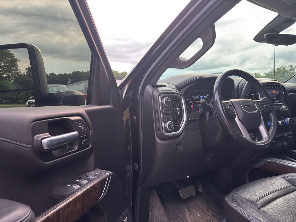 Used 2020 GMC Sierra 1500 Denali w/ Technology Package AWD/4WD image 17