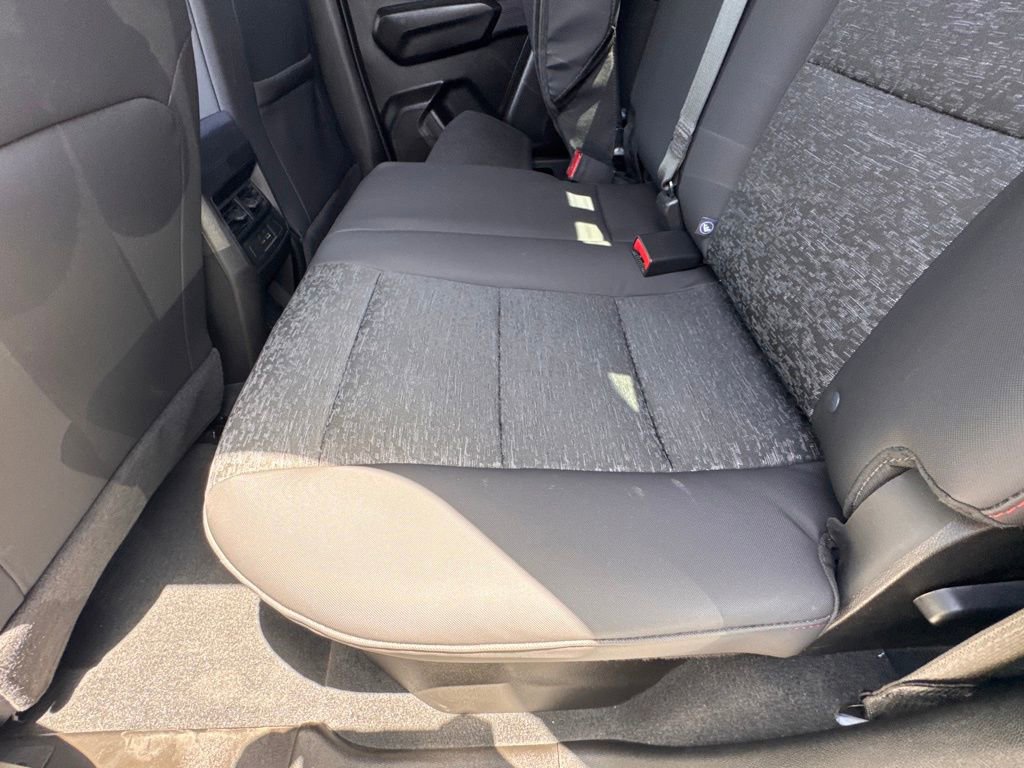 Used 2024 Chevrolet Colorado Z71 w/ Z71 Convenience Package 2 image 29