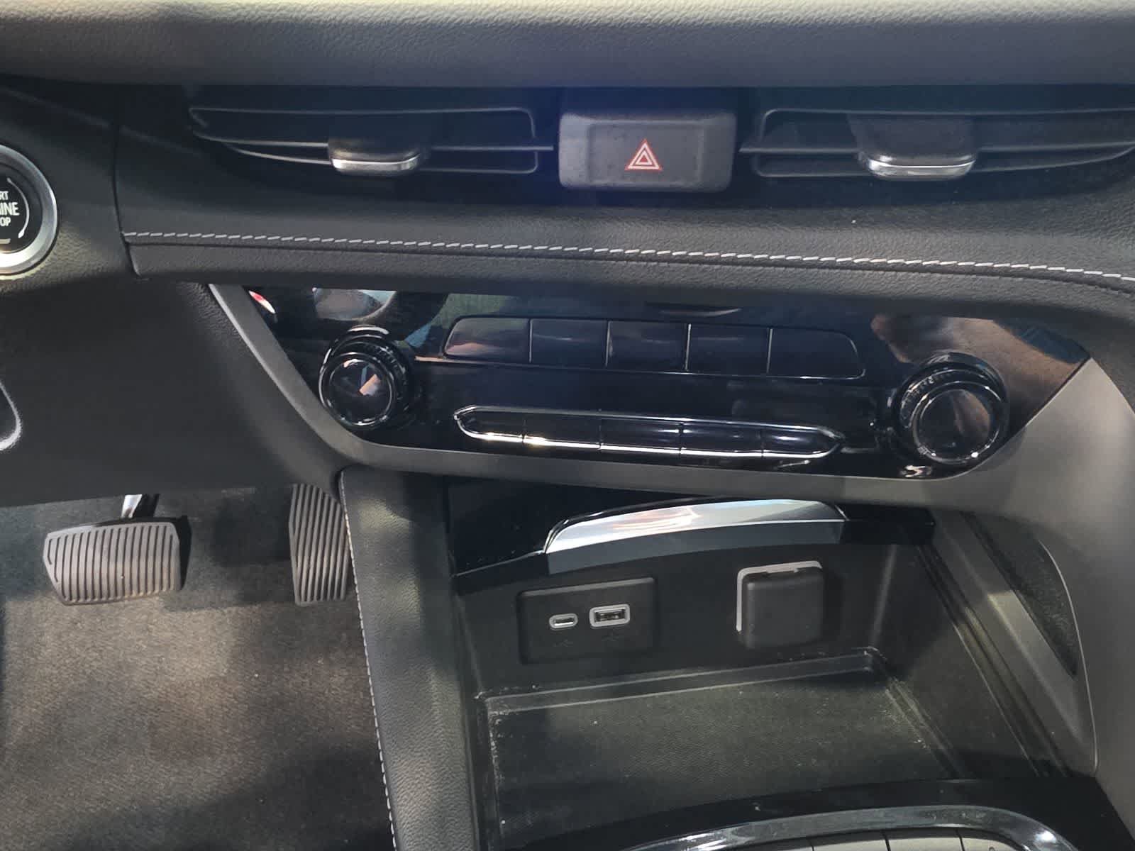 Used 2023 Buick Envision Preferred FWD image 22
