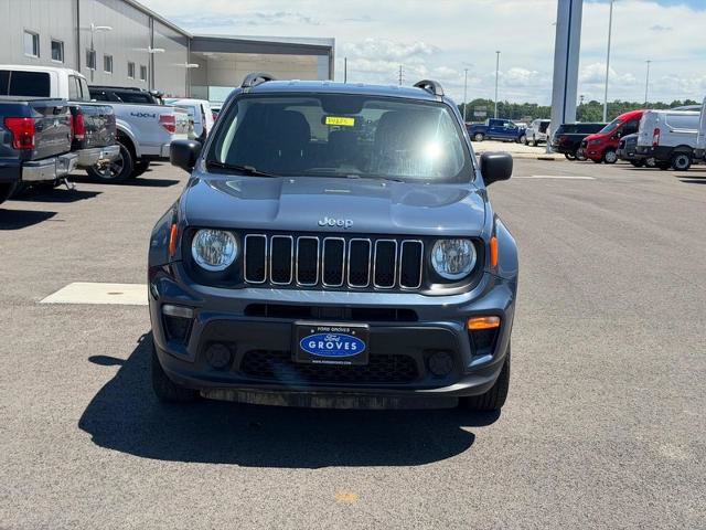 Used 2020 Jeep Renegade Sport w/ Sport Appearance Group AWD/4WD image 2