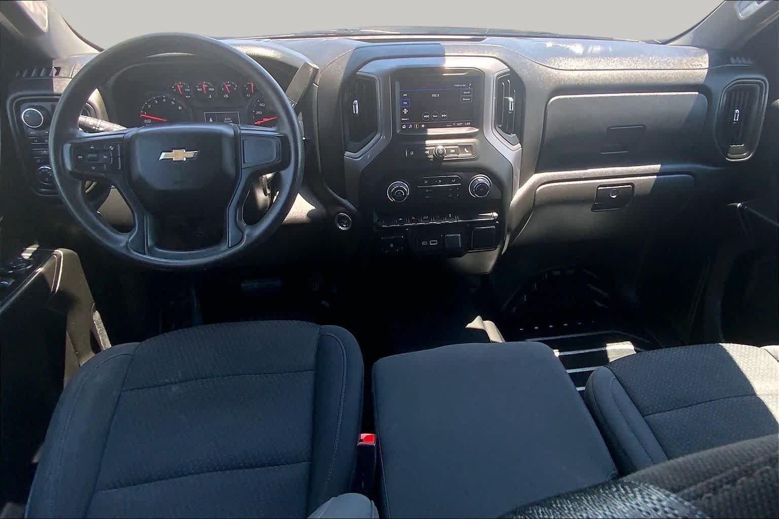 Used 2023 Chevrolet Silverado 1500 W/T w/ WT Value Package AWD/4WD image 16