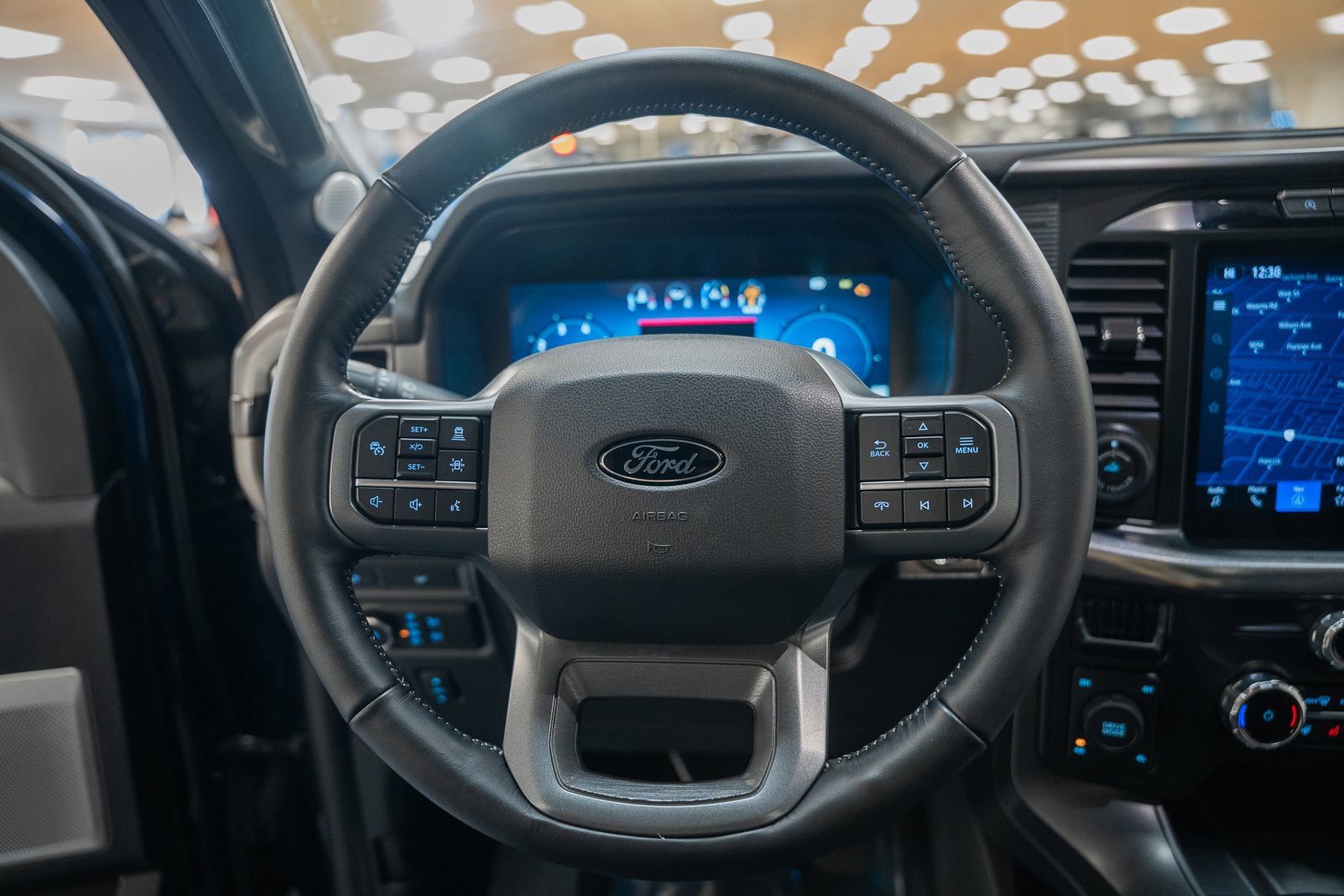 Certified 2024 Ford F150 Lariat w/ Equipment Group 502A High image 36