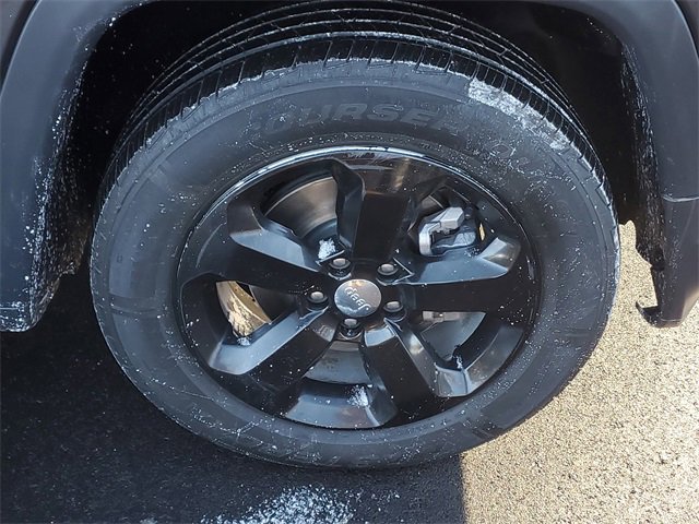 Used 2018 Jeep Compass Latitude image 5