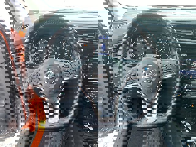 Used 2022 Nissan Rogue Sport SL w/ Premium Package image 14