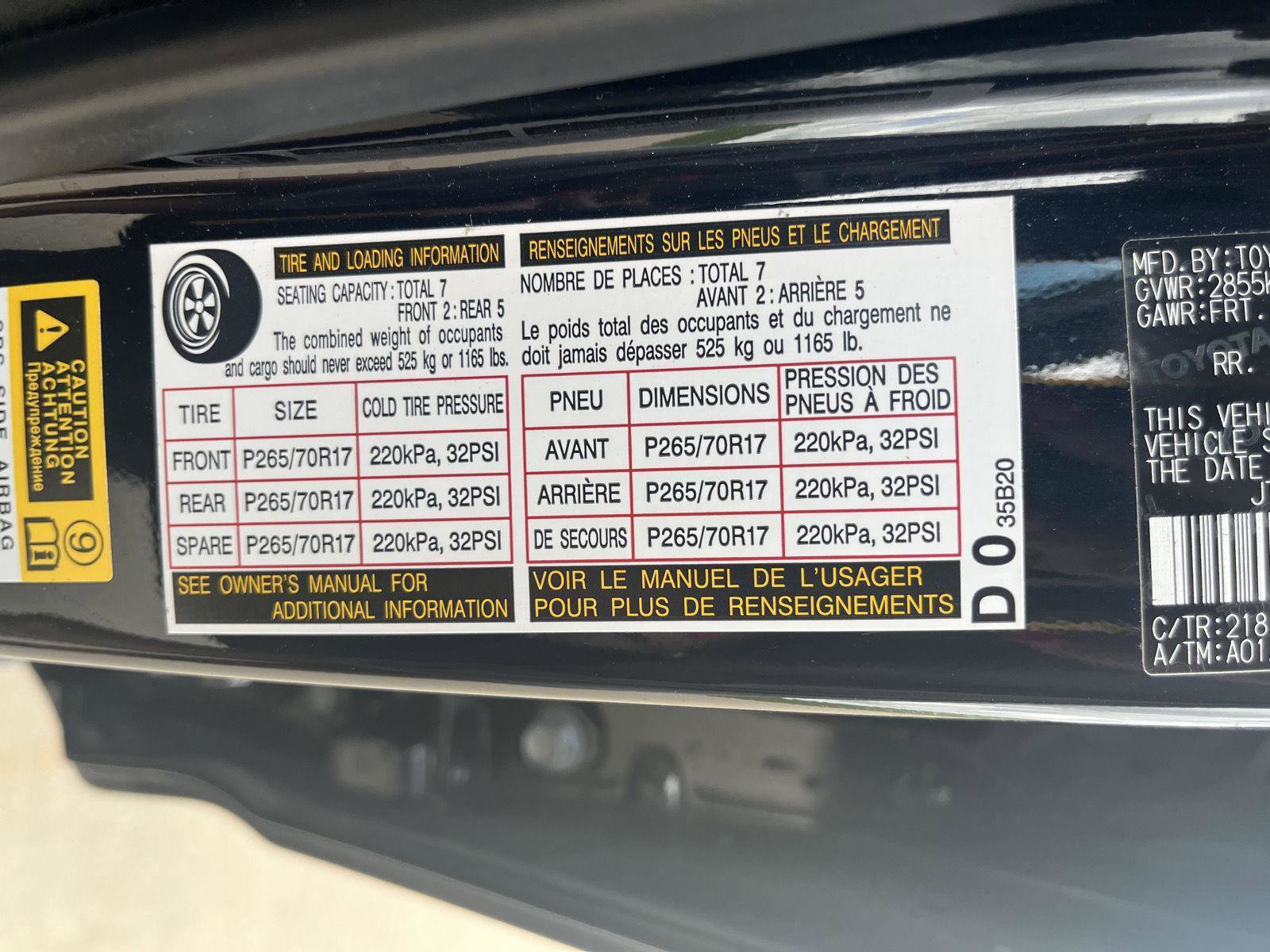 Used 2018 Toyota 4Runner SR5 AWD/4WD image 30
