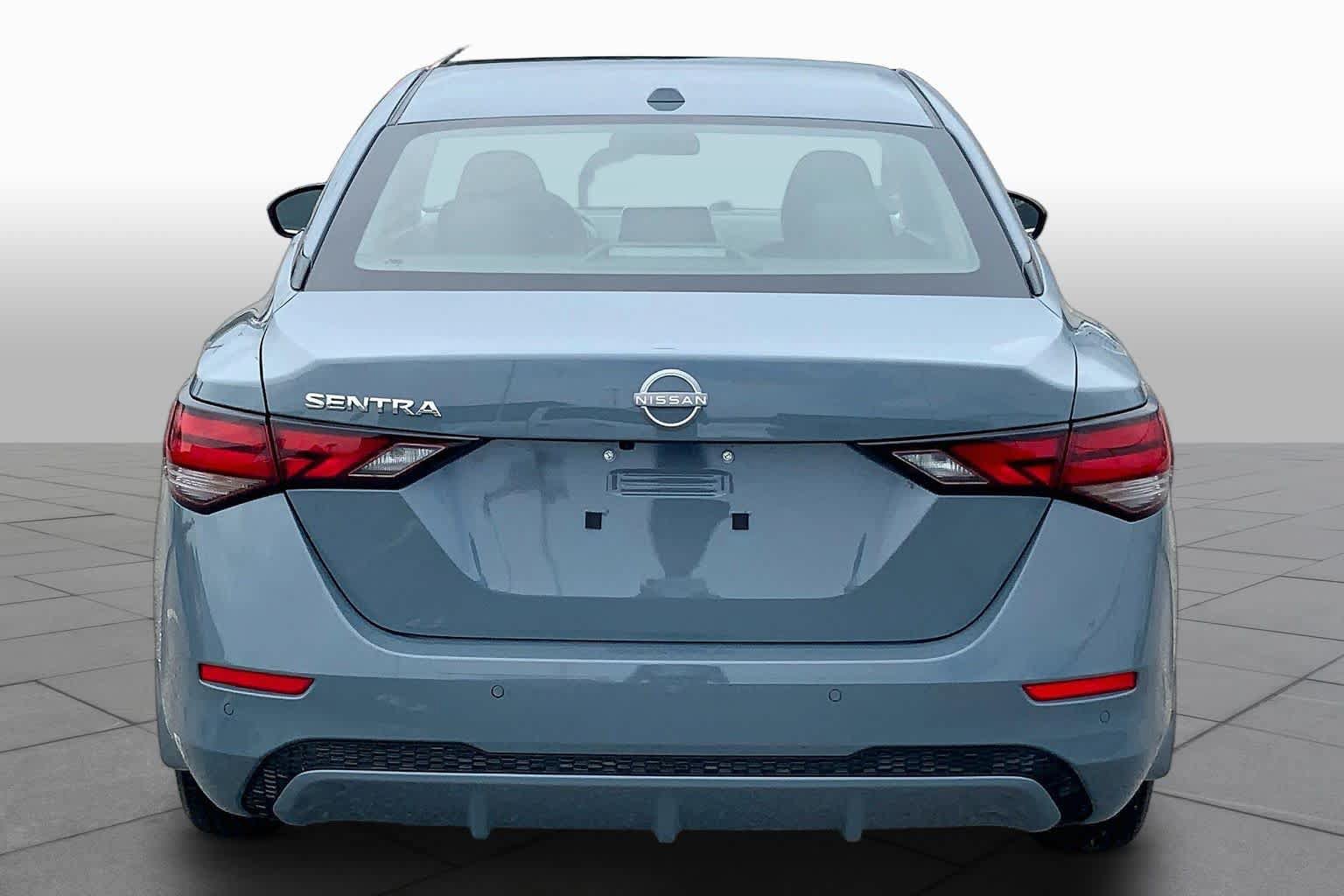 Used 2025 Nissan Sentra SV w/ All-Weather Package FWD image 5