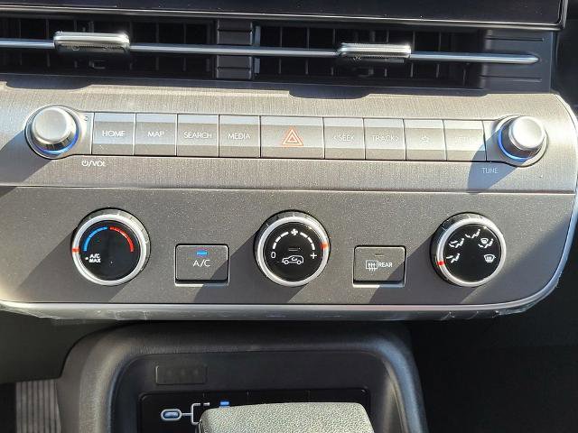 Used 2025 Hyundai Kona SE FWD image 19