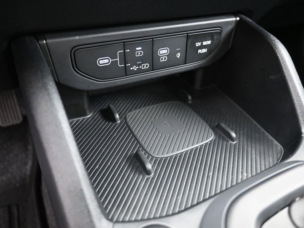 Used 2025 Kia K4 EX image 28