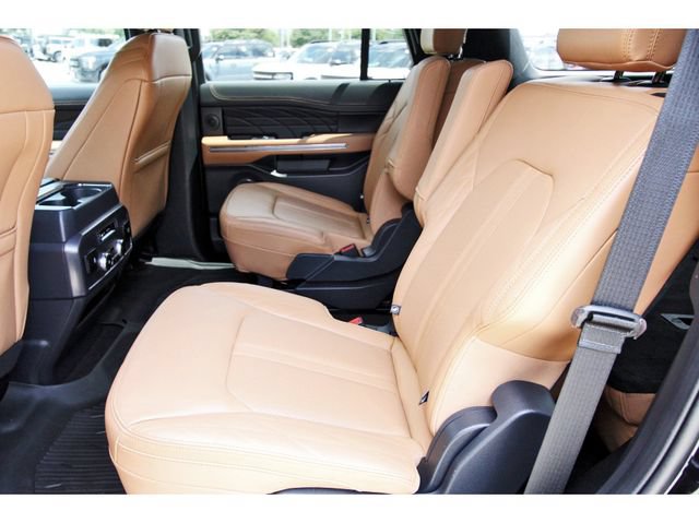 Certified 2023 Ford Expedition Platinum RWD image 12
