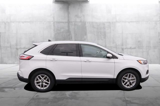 Certified 2024 Ford Edge SEL image 3