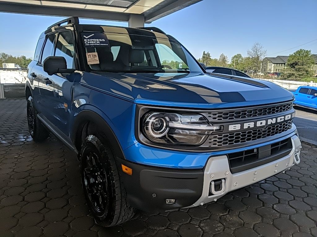 Certified 2025 Ford Bronco Sport Badlands w/ Badlands Tech Package AWD/4WD image 4