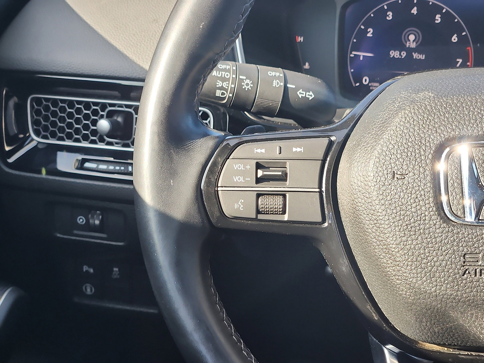 Used 2022 Honda Civic Sport Touring image 15