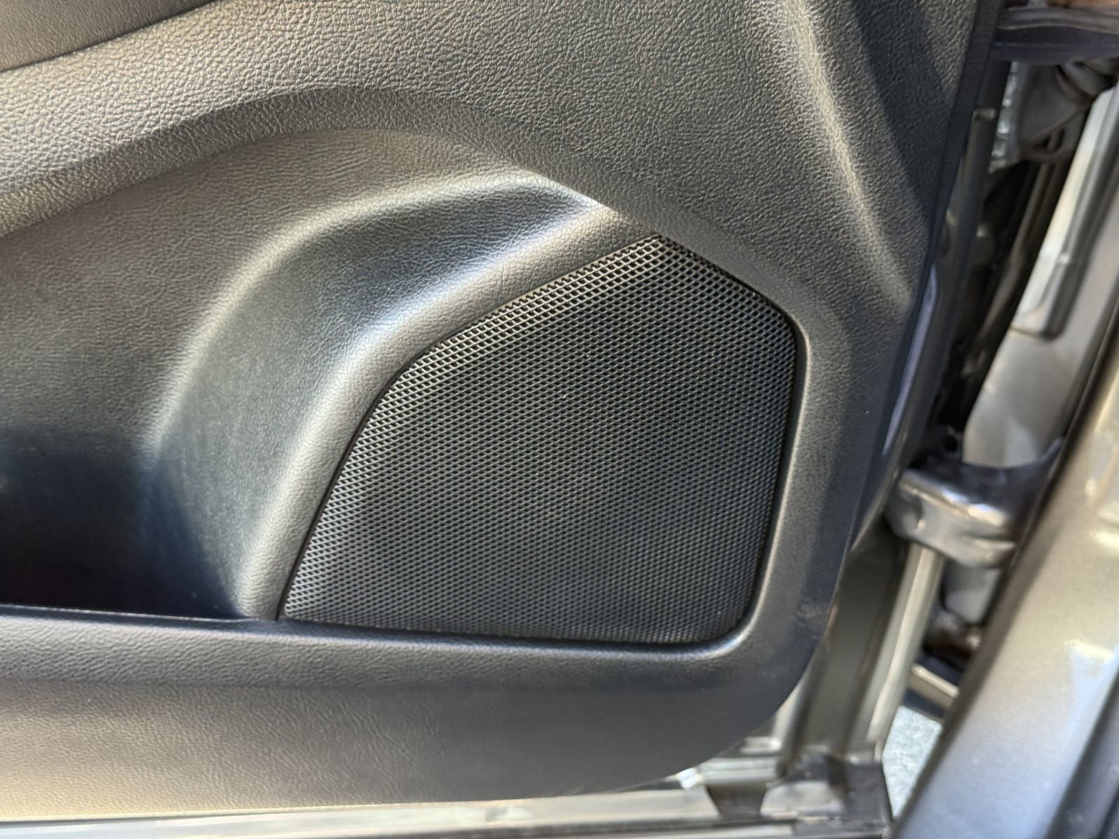 Certified 2024 Ford Edge SEL w/ Sport Appearance Package image 18