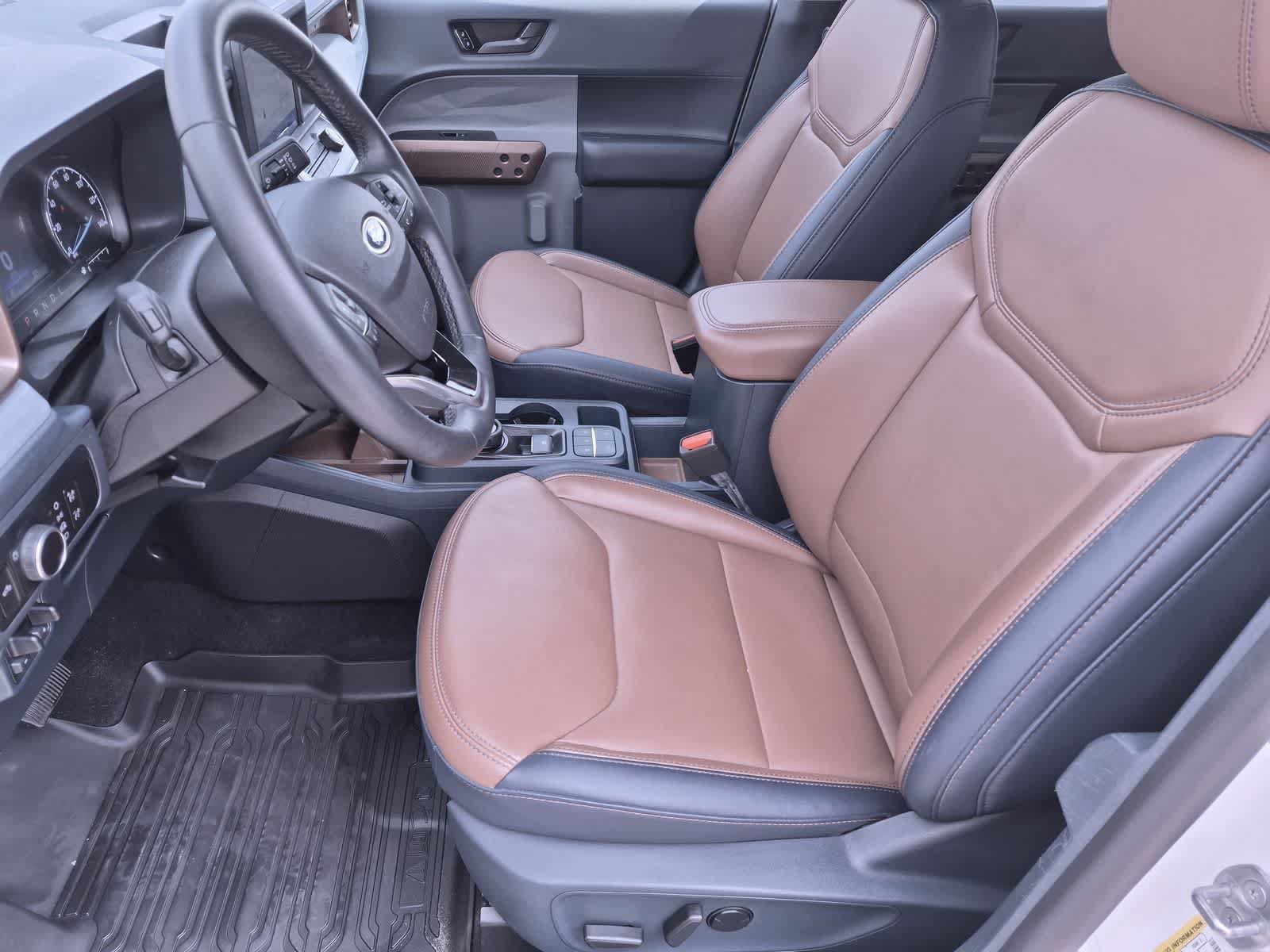 Certified 2024 Ford Maverick Lariat w/ FX4 Off-Road Package AWD/4WD image 16