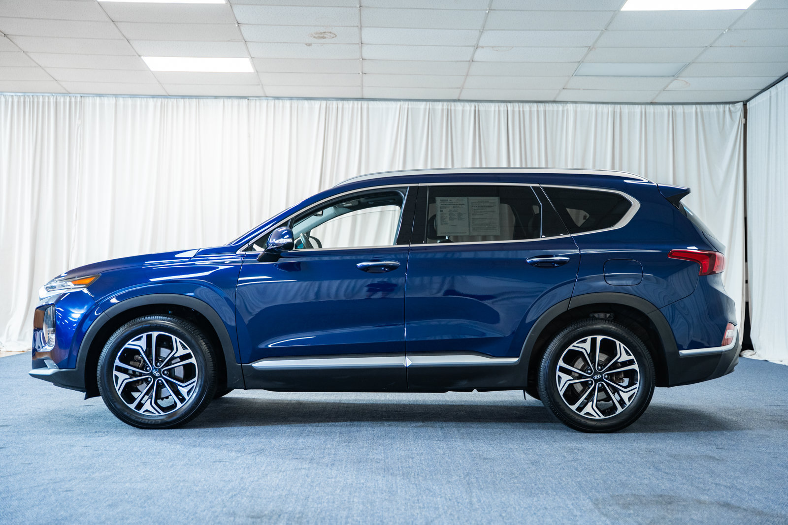 Used 2019 Hyundai Santa Fe AWD image 4