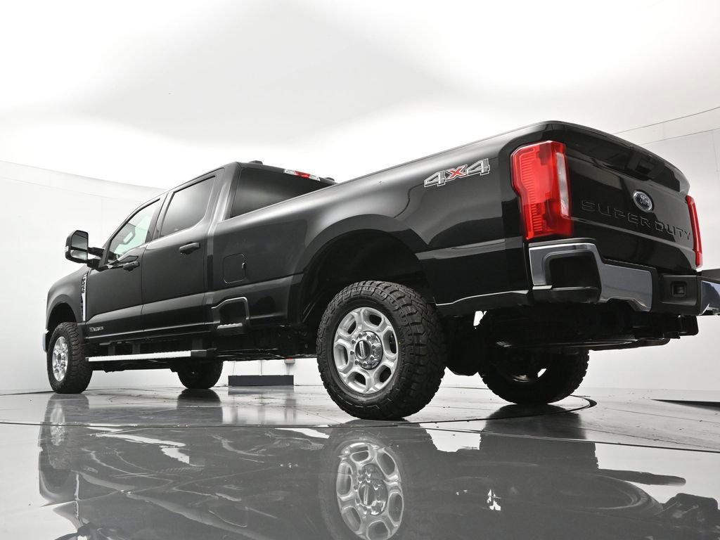Certified 2025 Ford F250 XLT image 43