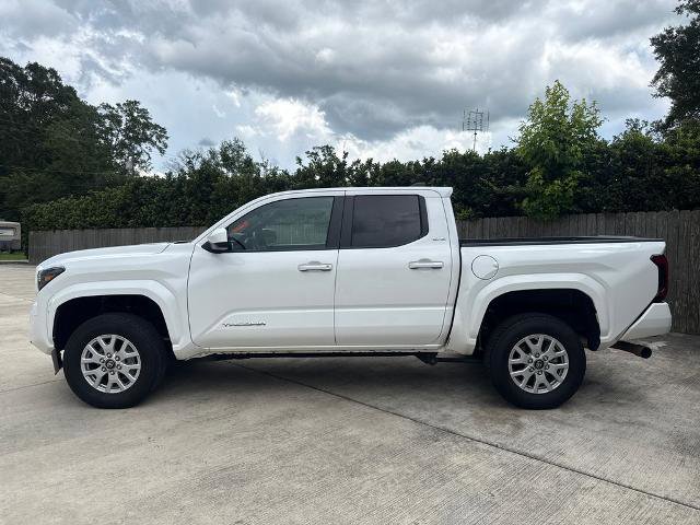 Used 2024 Toyota Tacoma SR5 RWD image 23
