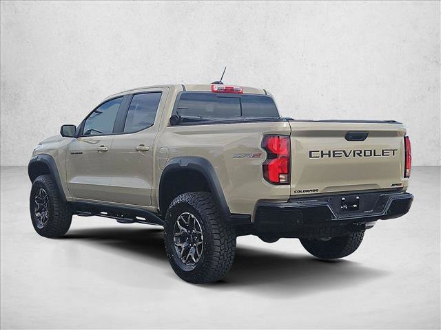 Used 2024 Chevrolet Colorado ZR2 w/ Technology Package AWD/4WD image 9