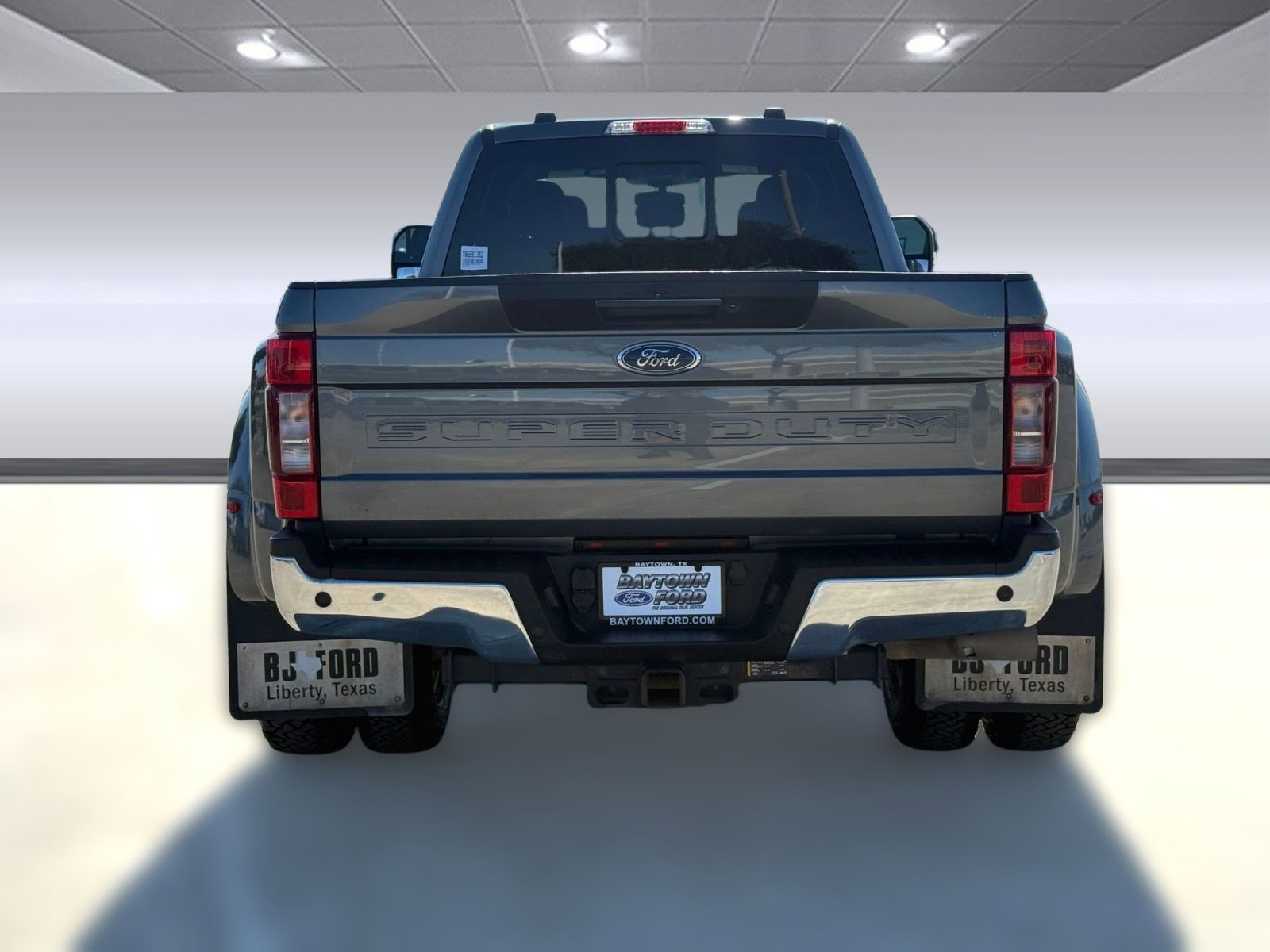 Certified 2022 Ford F350 Lariat w/ Lariat Ultimate Package image 10