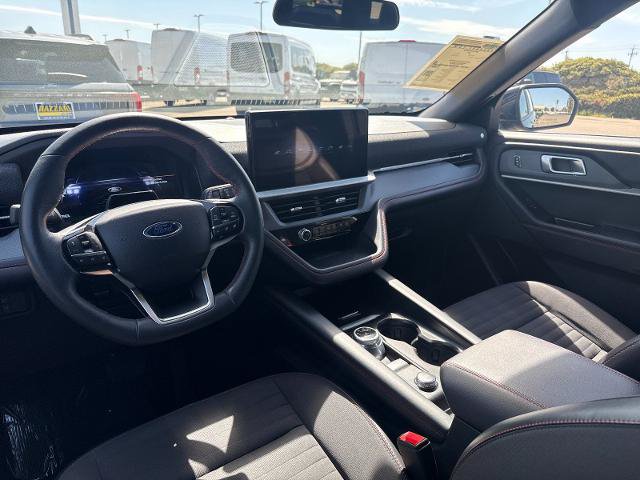 Certified 2025 Ford Explorer ST-Line AWD/4WD image 9