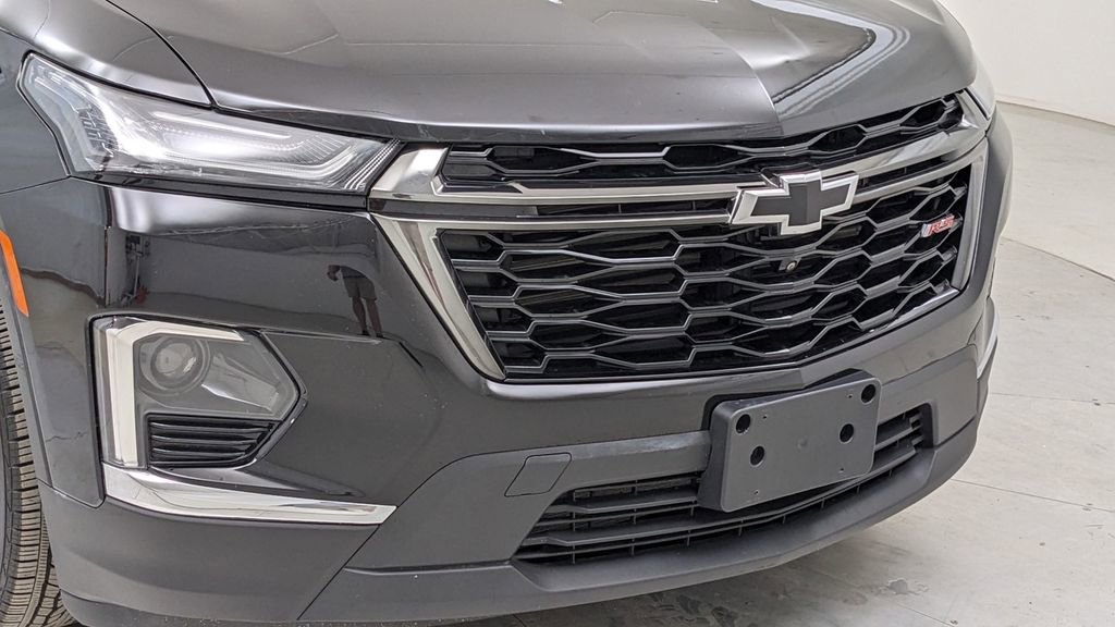 Used 2023 Chevrolet Traverse RS image 44