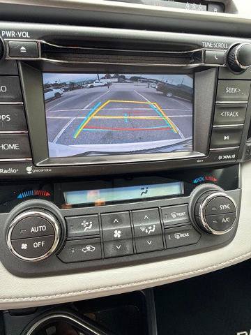 Used 2017 Toyota RAV4 XLE FWD image 10