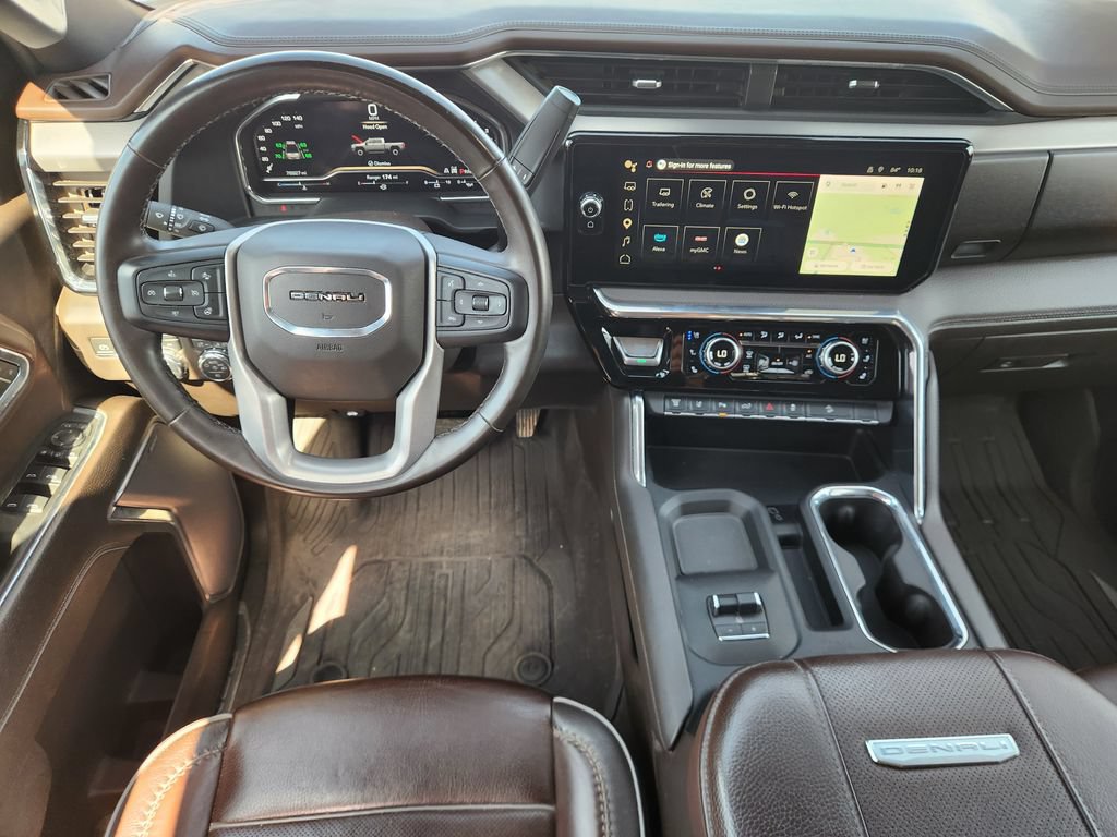 Used 2024 GMC Sierra 2500 Denali w/ Denali Reserve Package AWD/4WD image 26
